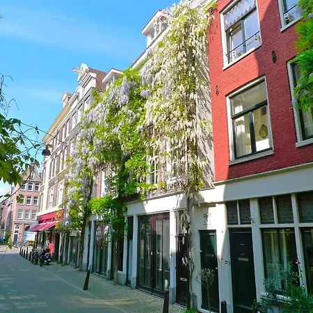 B & B Eye Amsterdam