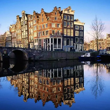 B & B Eye Amsterdam